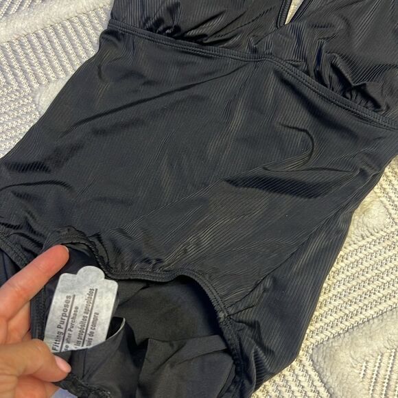 Anne Cole - Square Neck Ribbed Texture One Piece Swimsuit - Picture 6 of 8